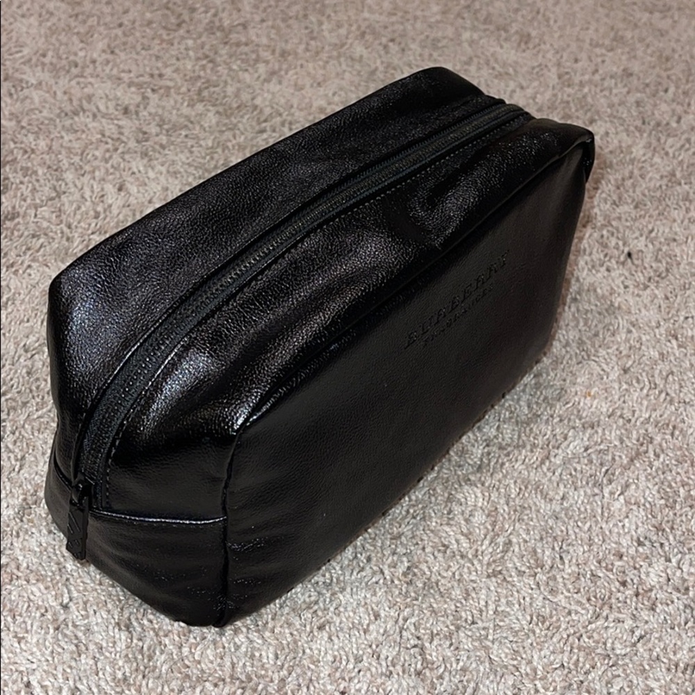 🥲 Burberry Fragrances | Toiletry Bag